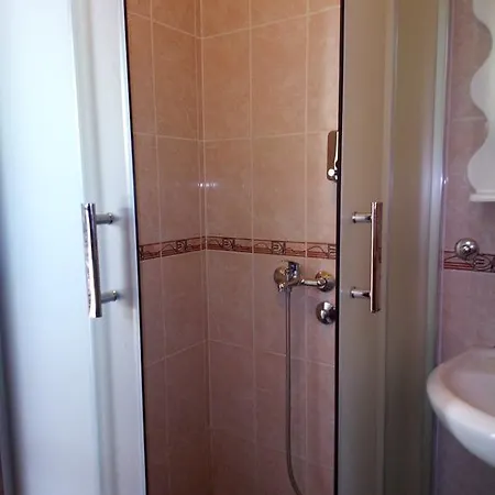 Viola I Detelina Apartment Perucac