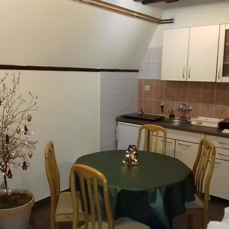 Apartament Viola I Detelina Perucac